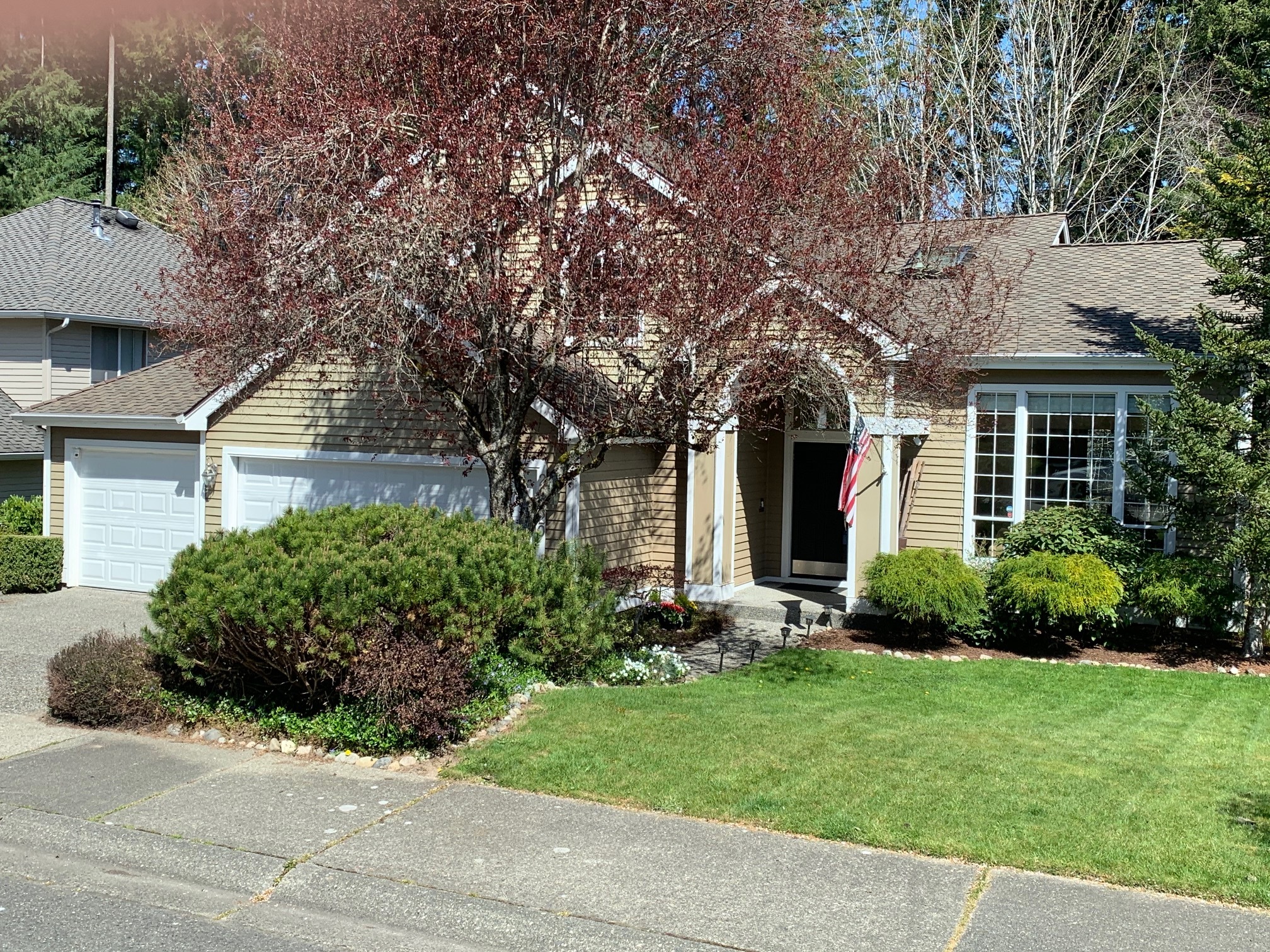 Property Photo:  24420 SE 34th Place  WA 98029 