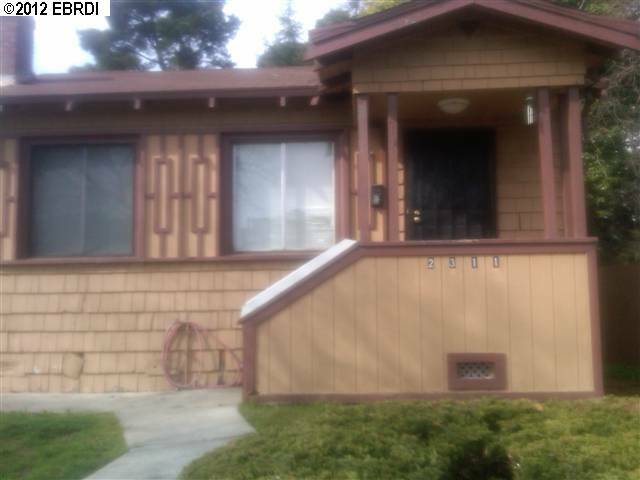 Property Photo:  2311 82nd Ave  CA 94605 