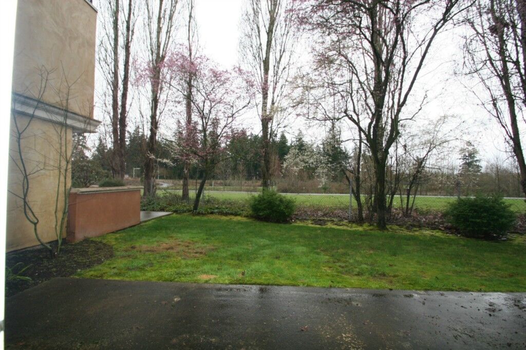 Property Photo:  15827 NE Leary Way B-117  WA 98052 