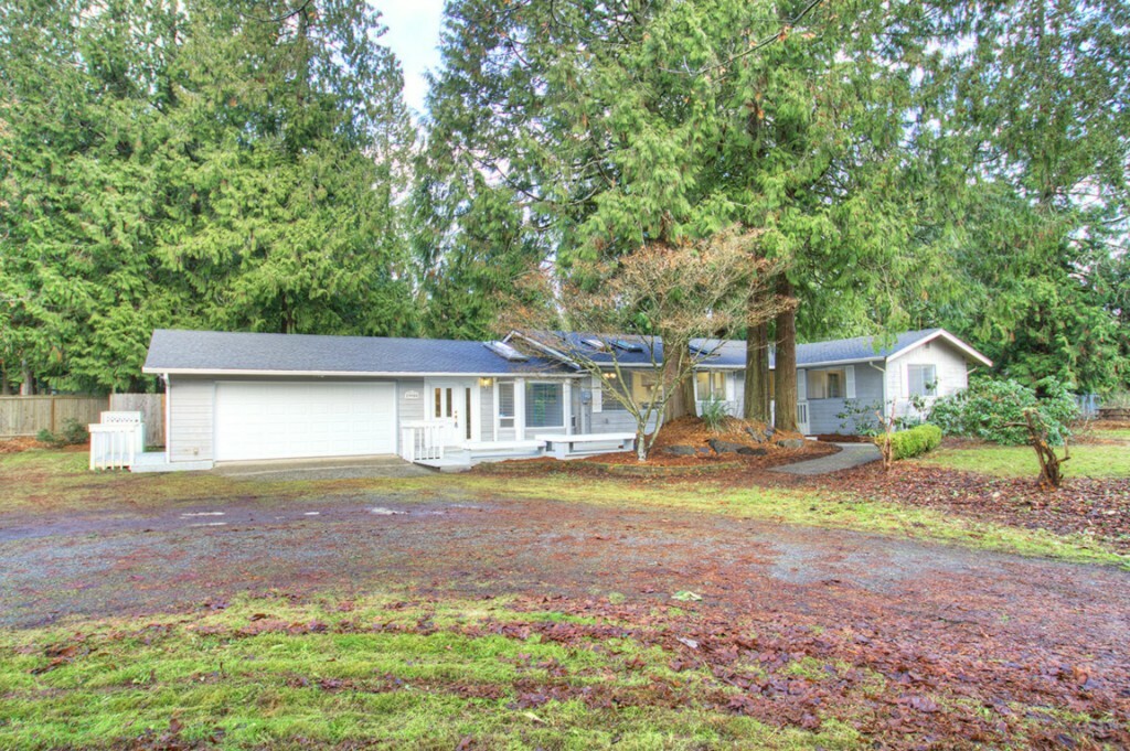 Property Photo:  19900 NE 151st Place  WA 98077 