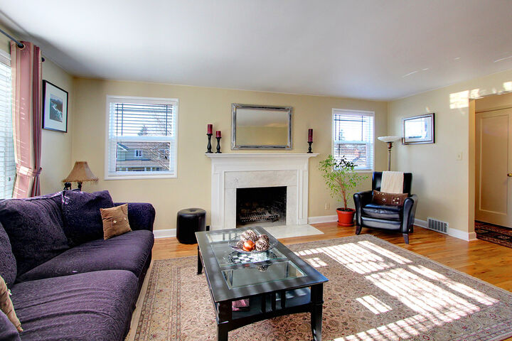 Property Photo:  11726 4th Avenue NW  WA 98177 