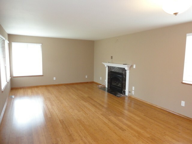 Property Photo: 2006 S 279th Place WA 98003