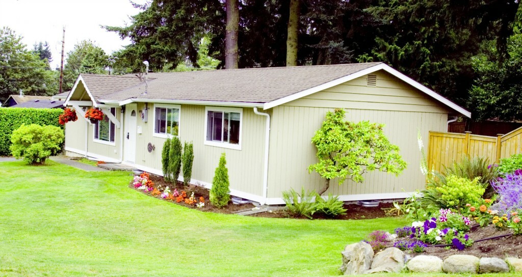 Property Photo:  4904 221st St SW  WA 98043 