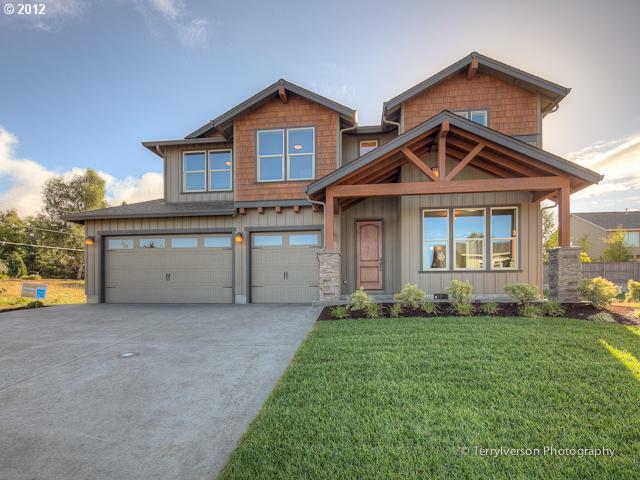 Property Photo: 12109 NW 42nd Ave WA 98685