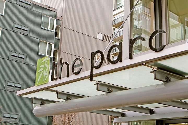 Property Photo: 76 Cedar St 611 WA 98121