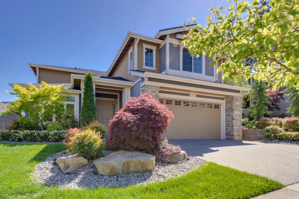 Property Photo: 17523 NE 120th Way WA 98052