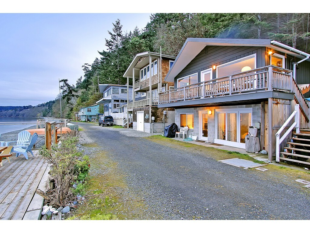 Property Photo:  110 Viewpoint Rd  WA 98368 