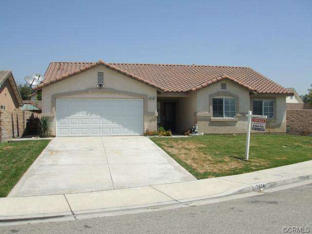 Property Photo:  15874 Mariposa Dr  CA 92336 