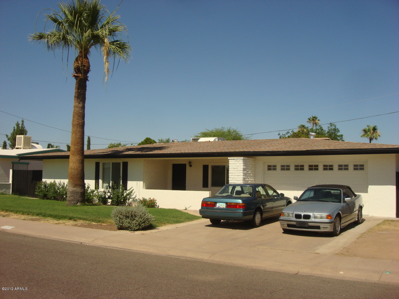 Property Photo: 13209 N 21st Avenue AZ 85029