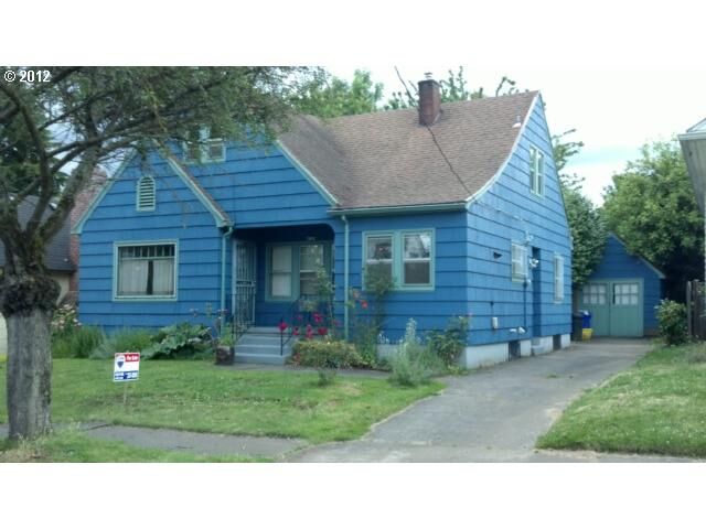 Property Photo:  4539 NE Rodney Ave  OR 97211 