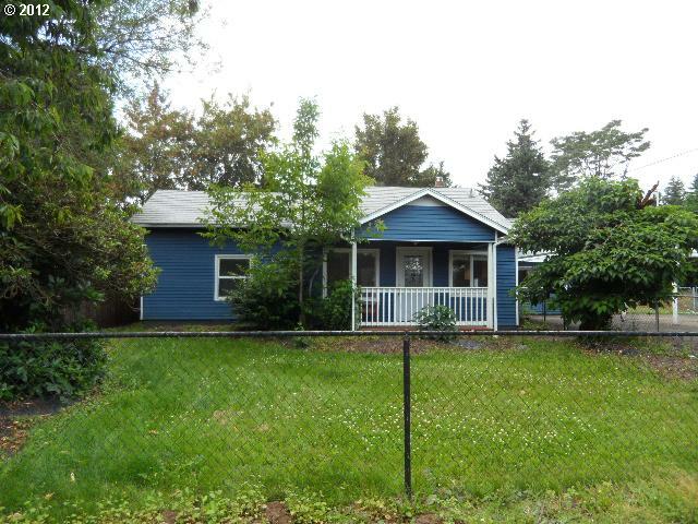 Property Photo:  4543 SE 128th Ave  OR 97236 