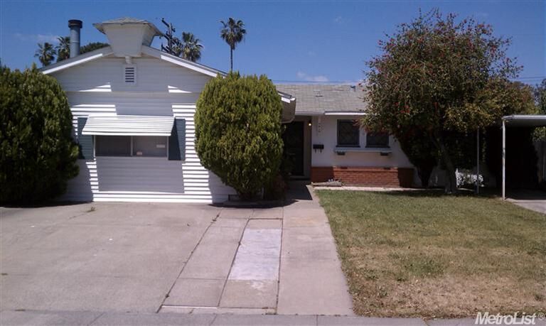 Property Photo: 2319 66th Ave CA 95822