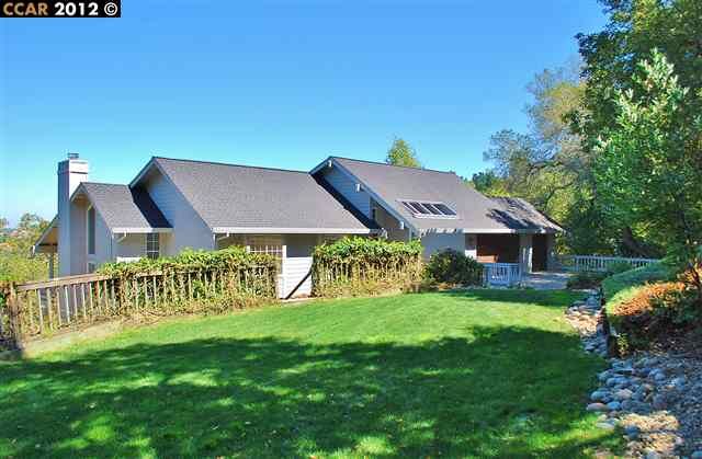 Property Photo: 670 Moraga Rd CA 94549-4914