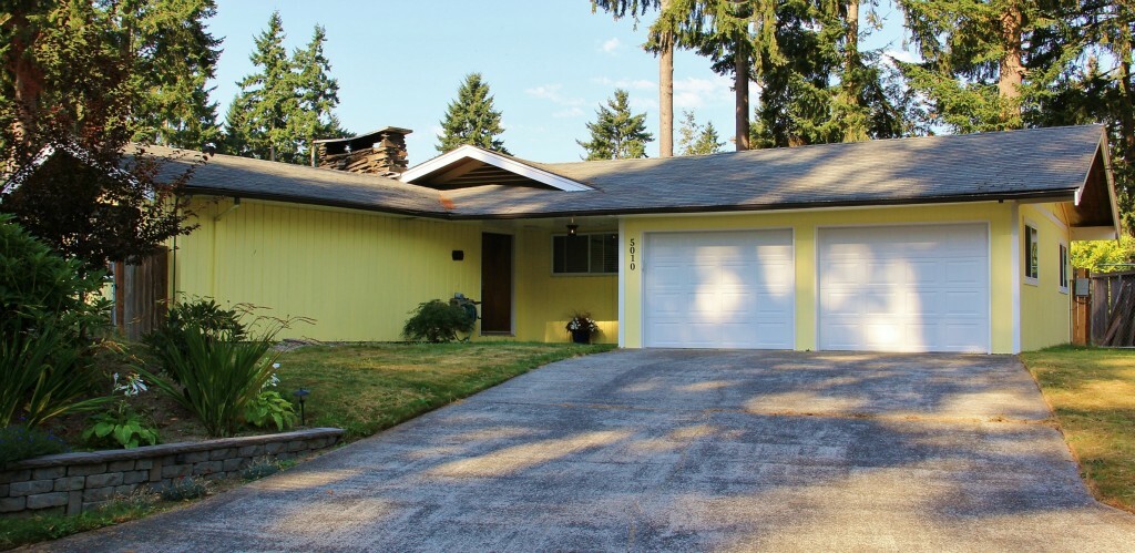 Property Photo: 5010 80th Ave W WA 98467