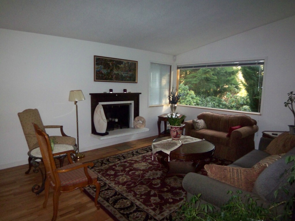 Property Photo:  8411 164th St SE  WA 98296 