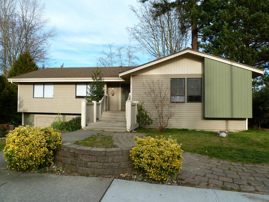 Property Photo: 19410 65th Place NE WA 98028