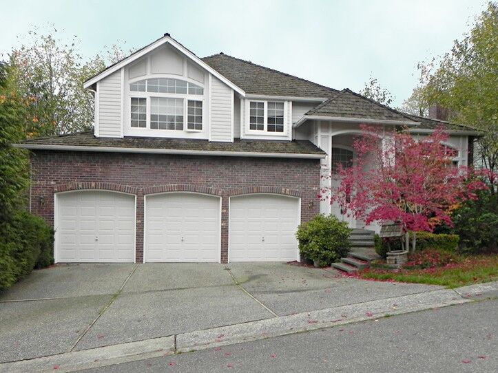 Property Photo:  16410 SE 56th Place  WA 98006 