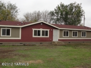 Property Photo: 565 Higgins Ln WA 98951