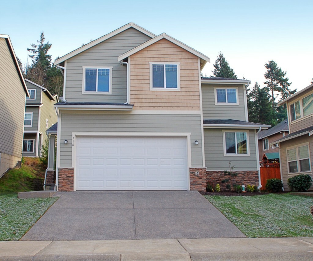 Property Photo: 318 50th St SE WA 98092