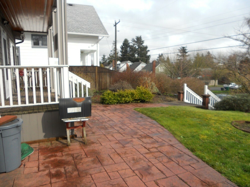 Property Photo:  7753 18th Ave NW  WA 98117 