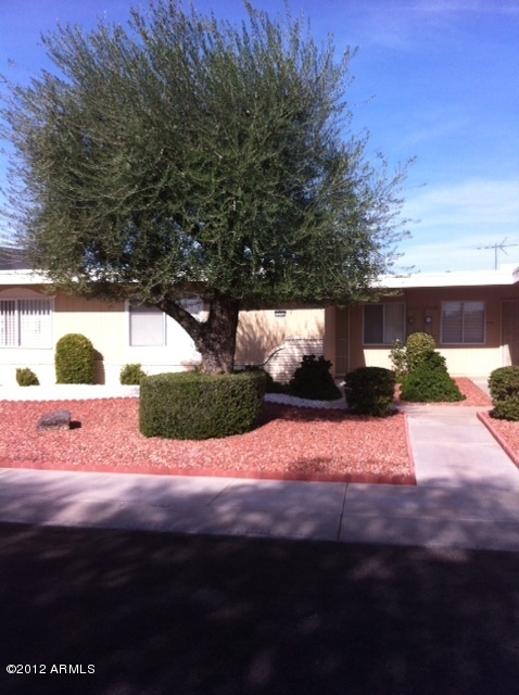 Property Photo: 10242 W Campana Drive AZ 85351