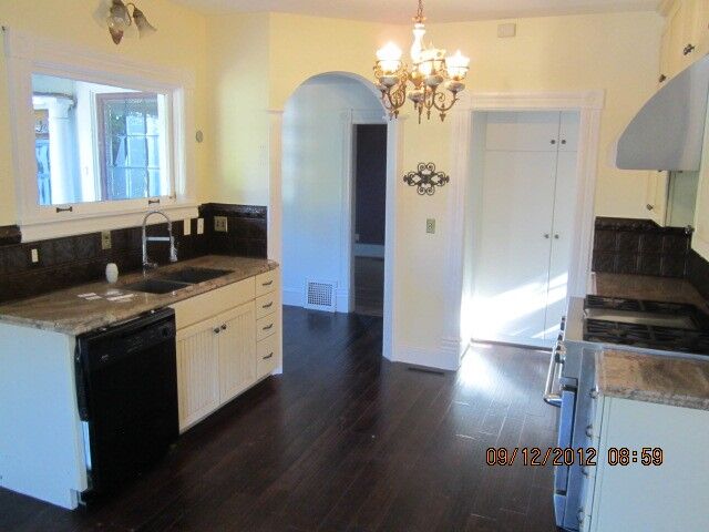 Property Photo:  808 N I St  WA 98403 