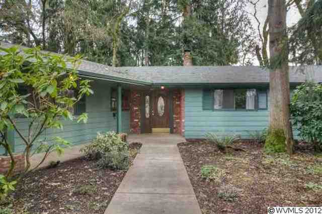 Property Photo:  769  Sacre Ln  OR 97361 