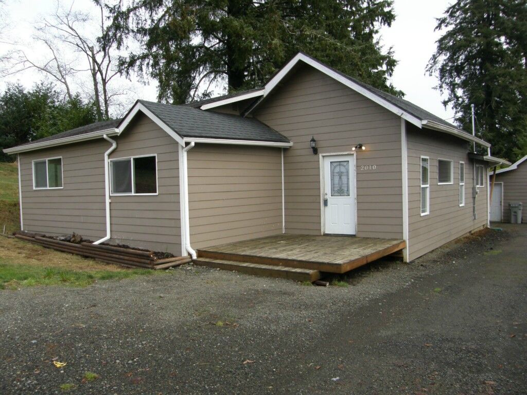 Property Photo:  2010 N E St  WA 98520 
