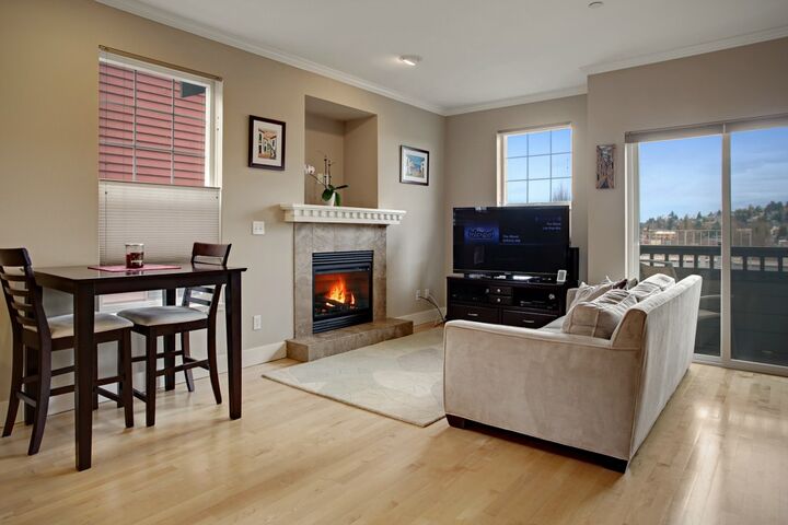 Property Photo:  31 Etruria  WA 98109 