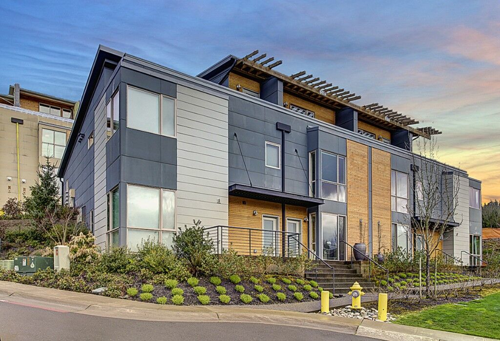 Property Photo:  4233 213th Place SE 55  WA 98029 