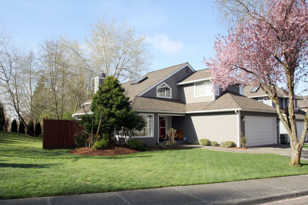 Property Photo:  11839 NE 167th St  WA 98011 