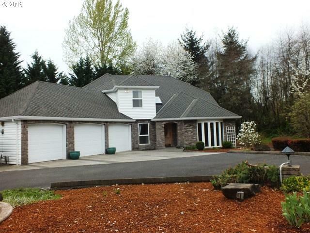 Property Photo:  4608 NE 125th Cir  WA 98686 