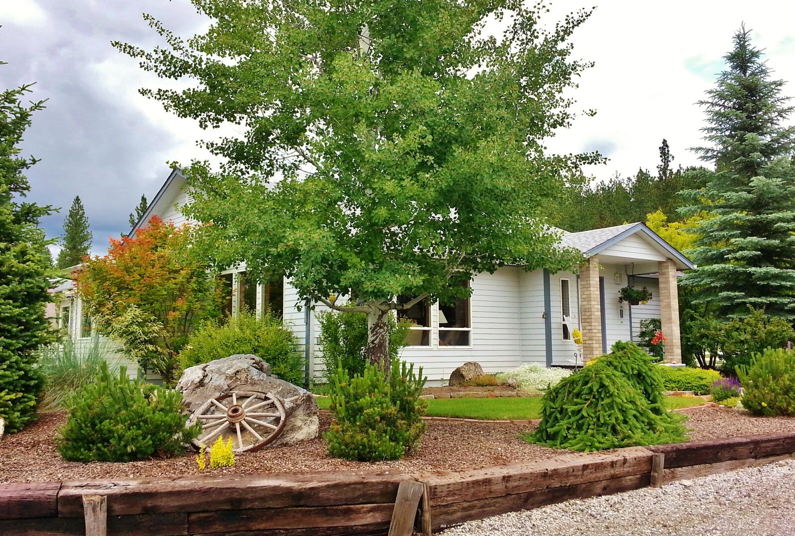 Property Photo: 1071 - D Bear Creek Rd WA 99114