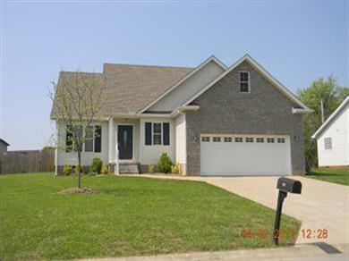Property Photo: 421 Pinehurst Drive KY 40353