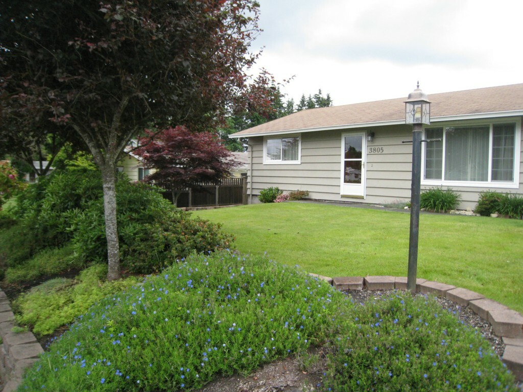 Property Photo:  3805 Pineneedle Dr NE  WA 98310 