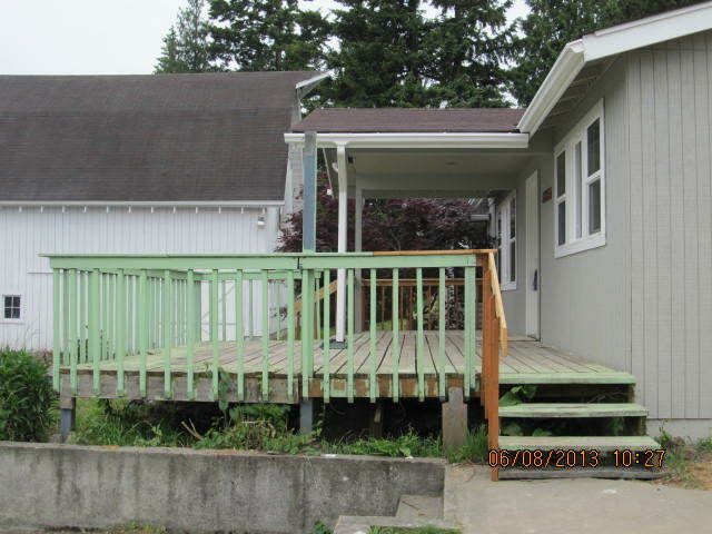 Property Photo: 11225 13th St E WA 98372