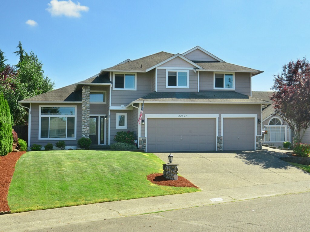 Property Photo:  22507 279th St  WA 98038 