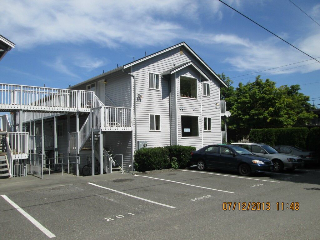 Property Photo:  1028 Indian St 203  WA 98225 