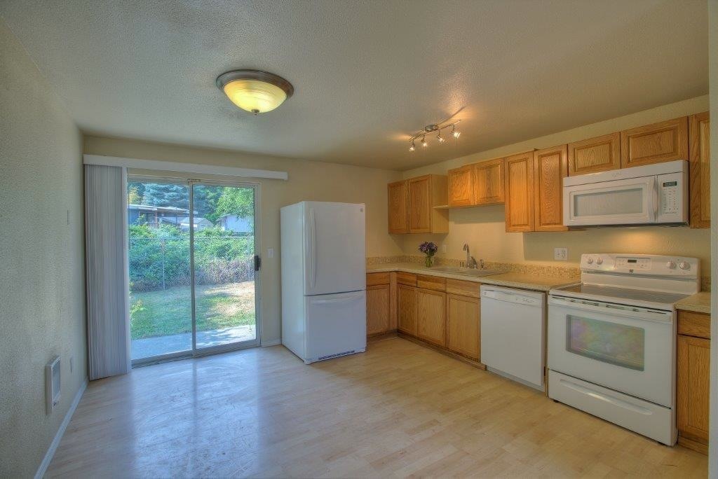 Property Photo: 33407 26th Ave SW WA 98023