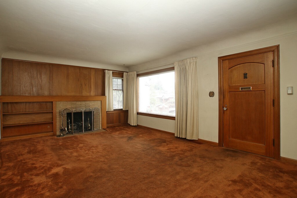 Property Photo:  6834 31st Ave NE  WA 98115 