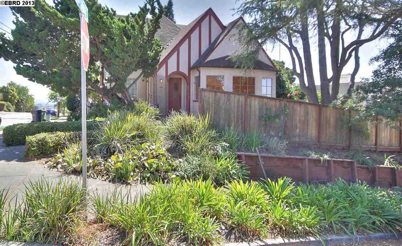 Property Photo:  2568 Best Ave  CA 94601 