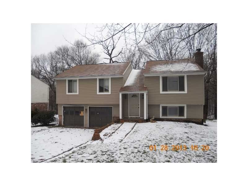 Property Photo:  148 Penn Lear Dr  PA 15146 