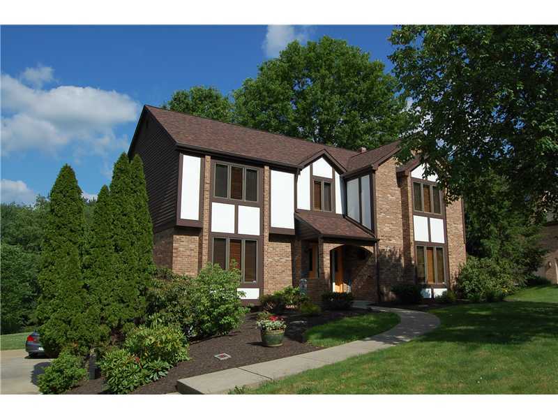 Property Photo:  2425 Traci Drive  PA 15237 