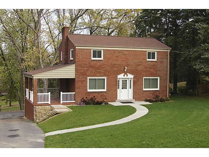 Property Photo: 1677 Charlton Heights Rd PA 15108