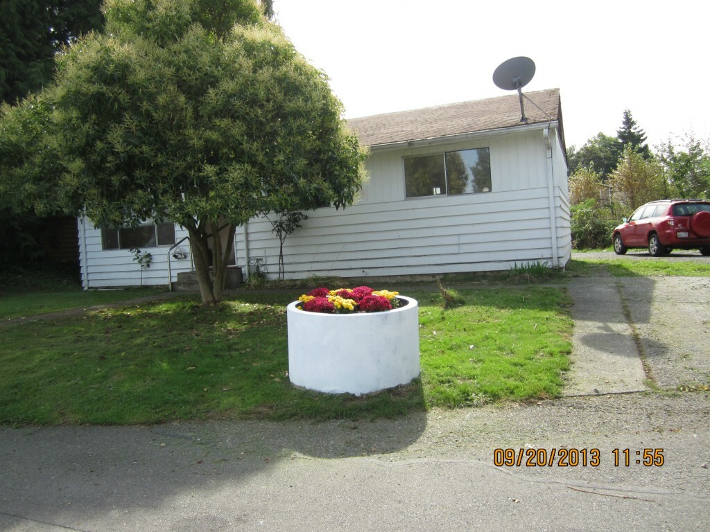 Property Photo:  1525 S 28th St  WA 98055 