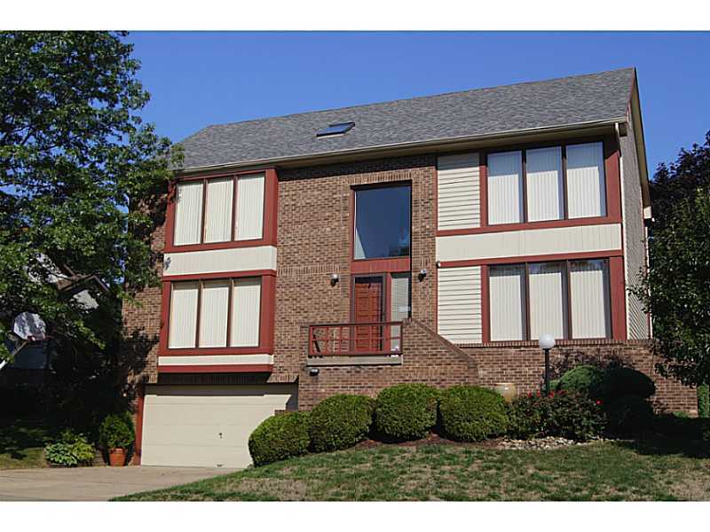 Property Photo: 210 Kenrich PA 15108