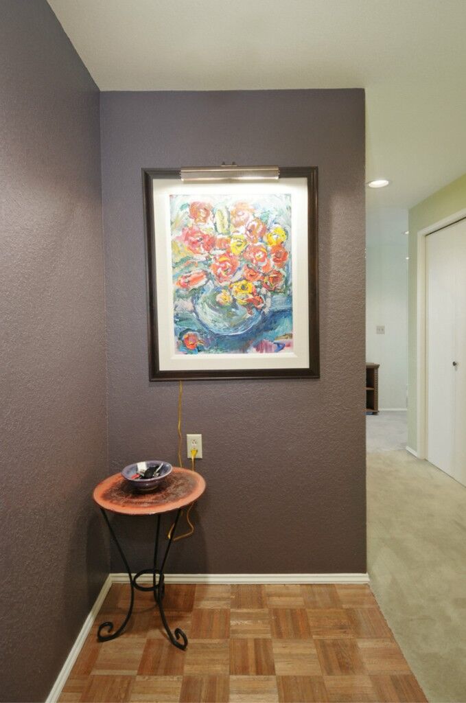 Property Photo: 2115 California Ave SW 403 WA 98166