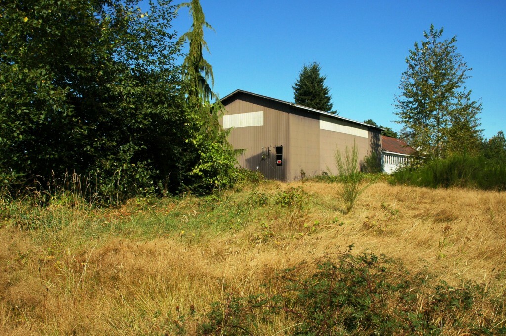 Property Photo:  6822 211th Place NE  WA 98233 