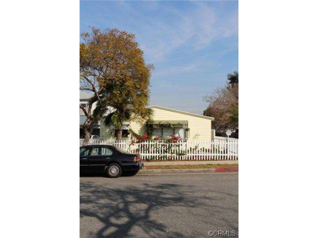 Property Photo: 2309 31st Street CA 90405