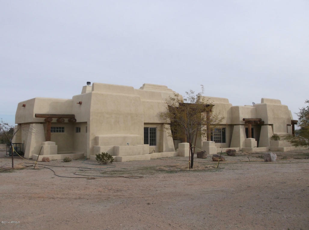 Property Photo:  53862 W Barrel Road  AZ 85139 